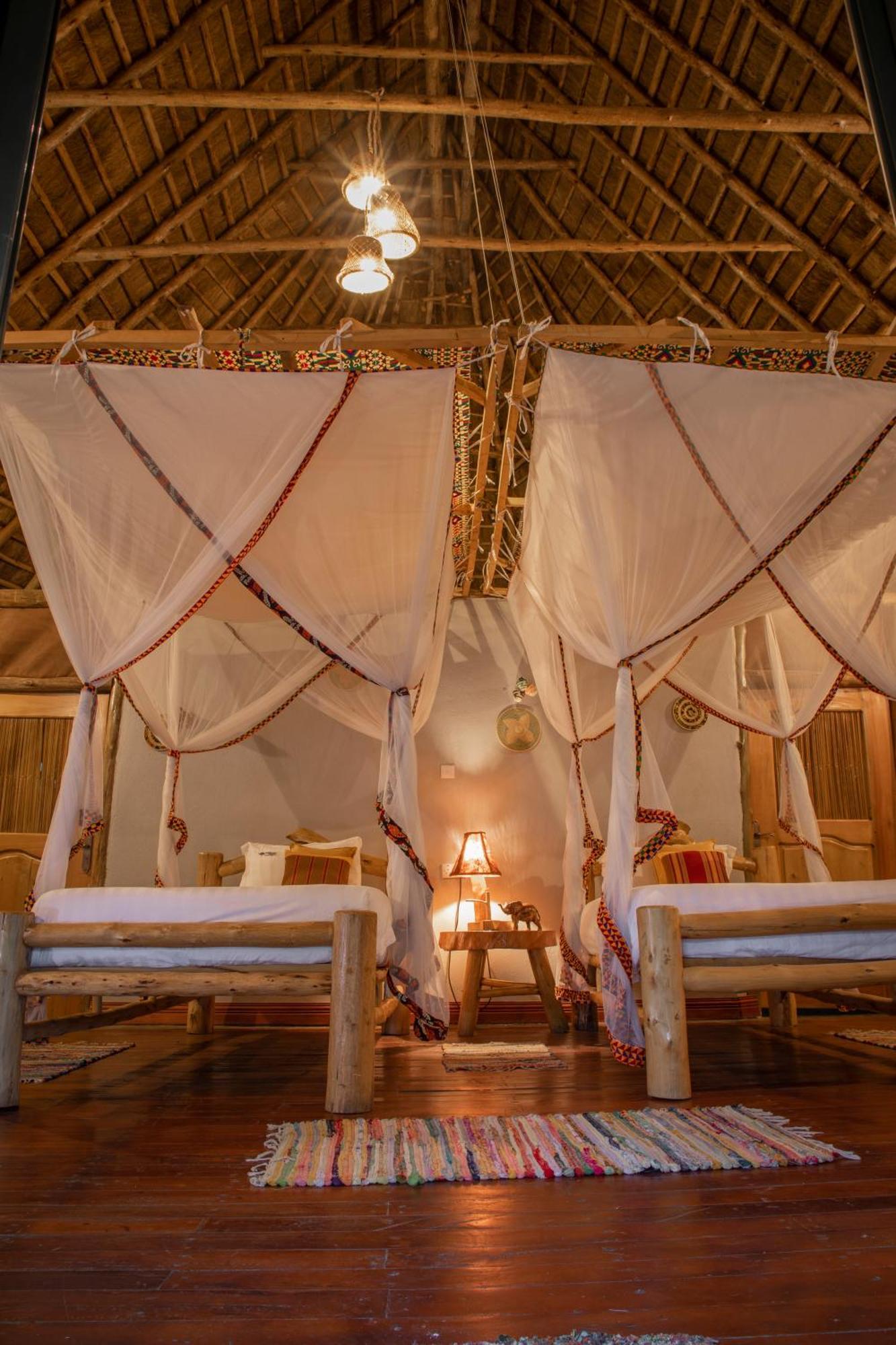 Embogo Safari Lodges Katoke 外观 照片