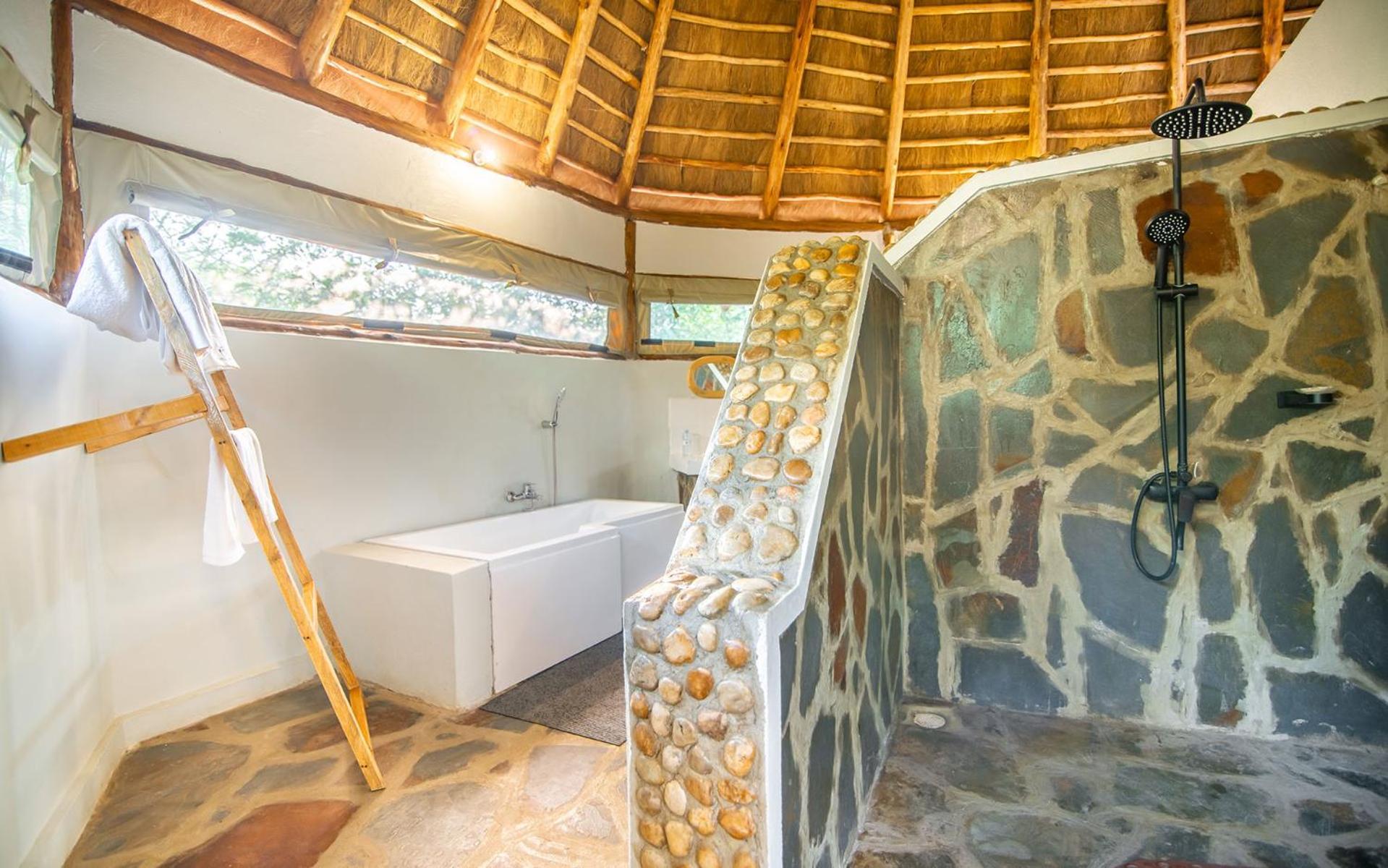 Embogo Safari Lodges Katoke 外观 照片