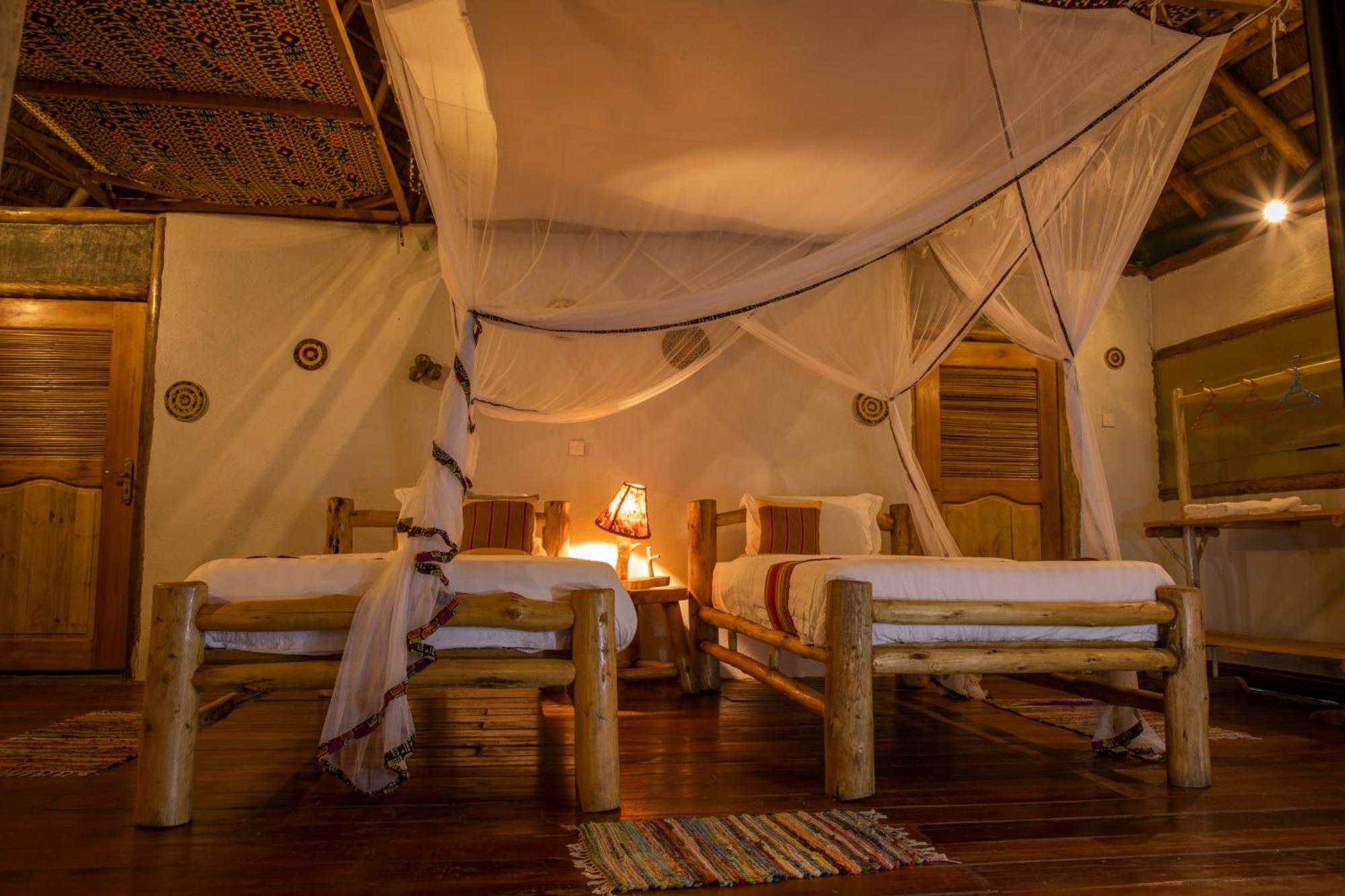 Embogo Safari Lodges Katoke 外观 照片